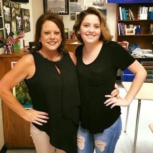 Meet your Posher, Linda